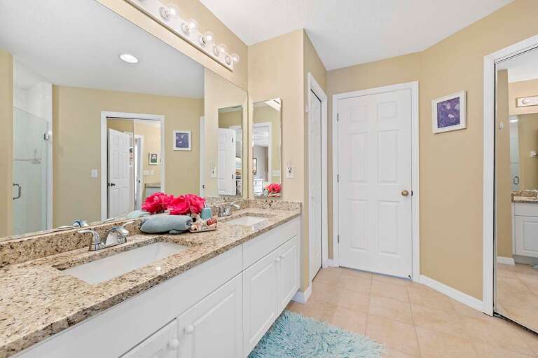 En-suite Bathroom with Shower and Double Sinks