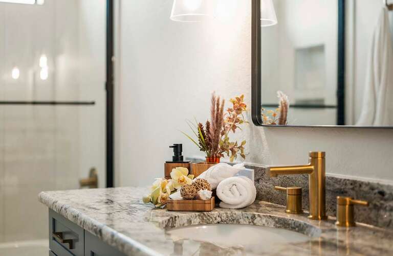 Guest En-Suite Bathroom