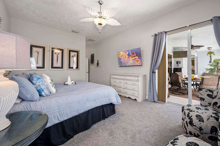 Main King Bedroom with En-Suite Bathroom and Lanai Access