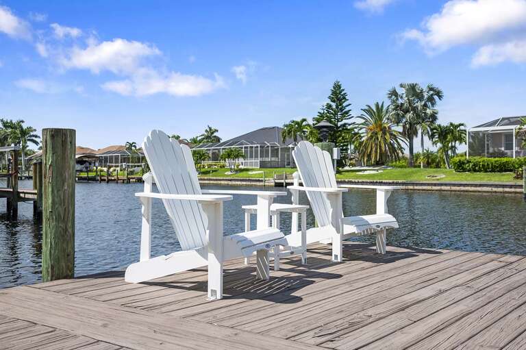 Enjoy Unforgettable Sunsets with this Western Facing Location