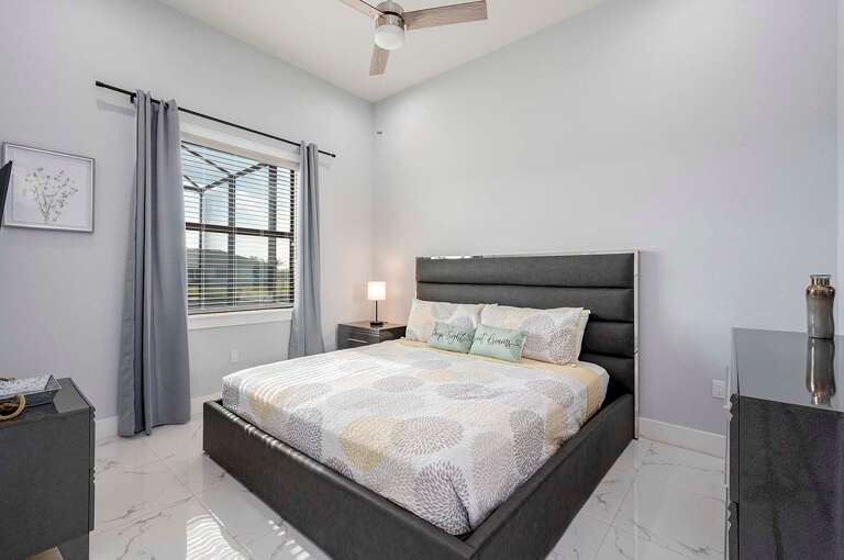 King Guest Bedroom with Garden View and TV