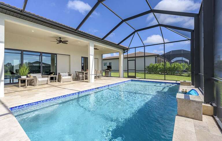 Sun All Day with this South Western Facing Pool