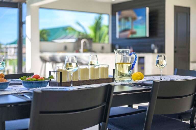 Dinning Table can Feature up Seating for up to 8 Guests