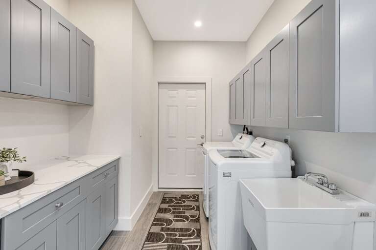 Laundry Room with Washing Machine and Dryer