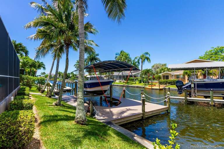 Boat Dock and Lift used by owners boat