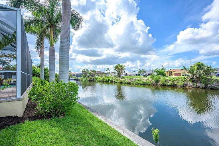 Southern Facing Canal View with Gulf Access