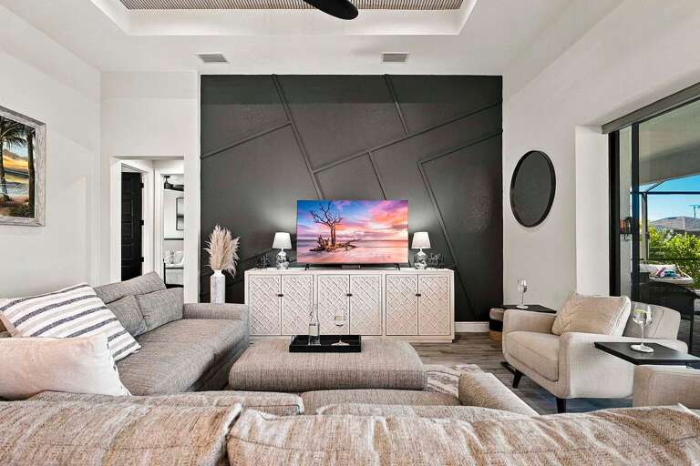 Enjoy Your Family Time in this Comfortable Living Room with Amazing Sunsets