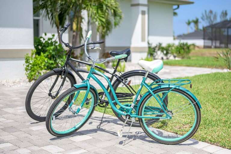 Bicycles available for our Guests to explore the Neighborhood (Use at your own Risk)