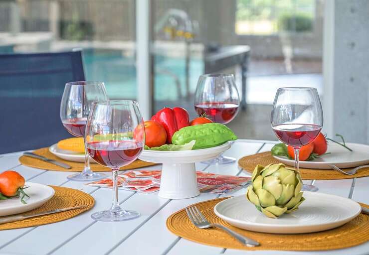 Al Fresco Dining
