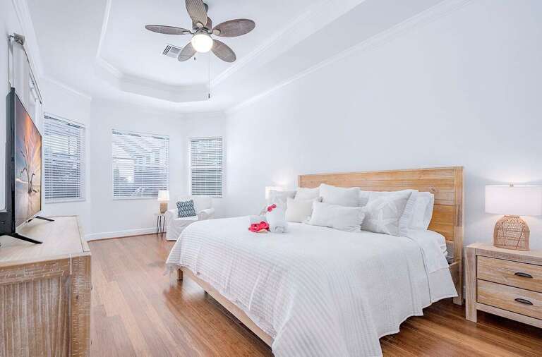 Main Bedroom with King Size Bed