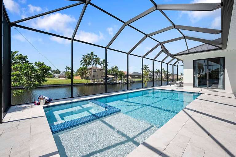 Sun Deck and Overflow Jacuzzi with Southern Exposure Views
