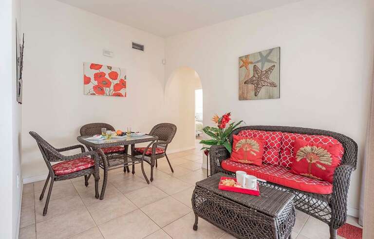 Breakfast Area and Relaxing Couch for Reading