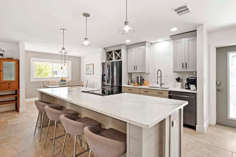 Open Layout with Large Kitchen Island