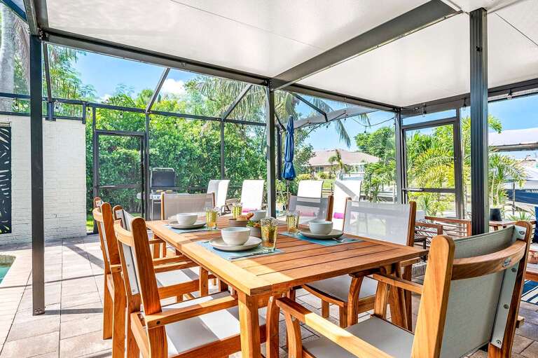Outdoor Space for Al Fresco Dining