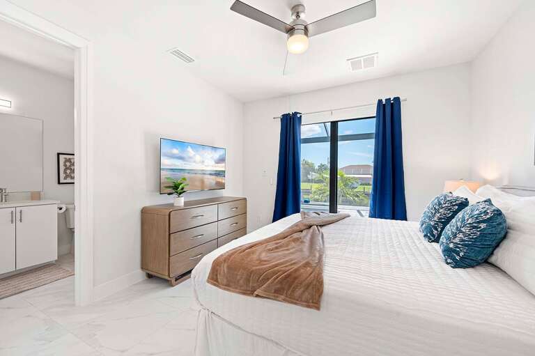 Second King Bedroom Suite with En-Suite Bathroom and Access to the Lanai