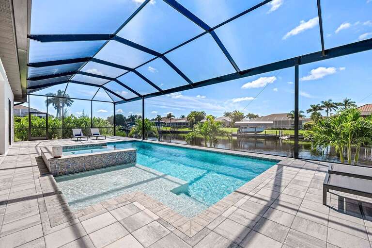 Sun Ledge Great for Kids or Just Soak up the Sun Rays in the Water
