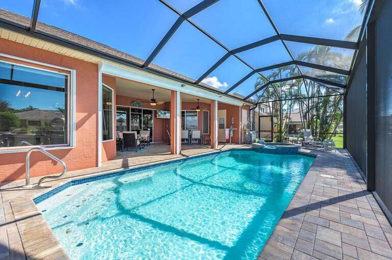 South West Facing Pool and Lanai