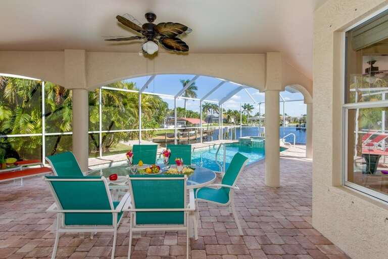 Covered Lanai for Al Fresco Dining