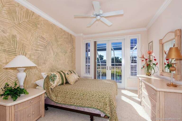 Guest Bedroom 1 Upstairs