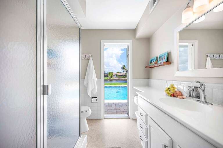 En-Suite Bathroom with Access to Patio