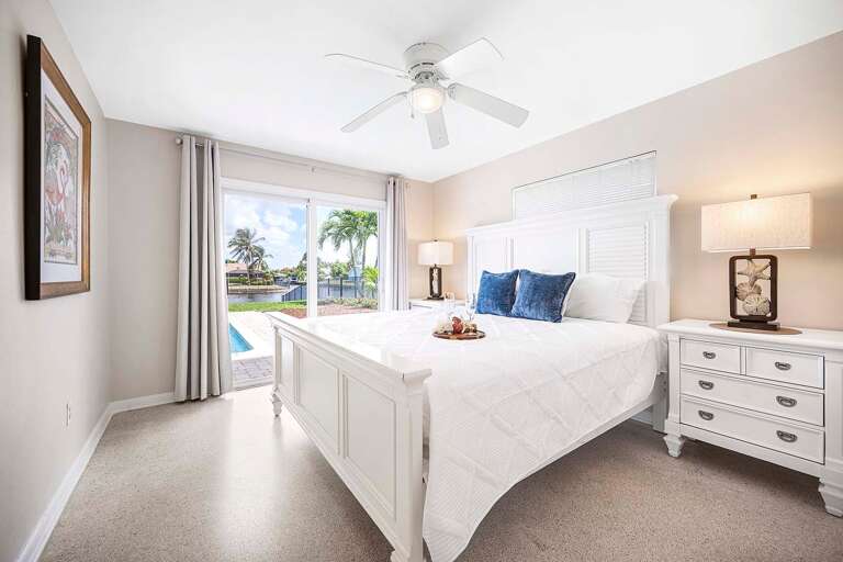 King Bedroom with Access to Lanai