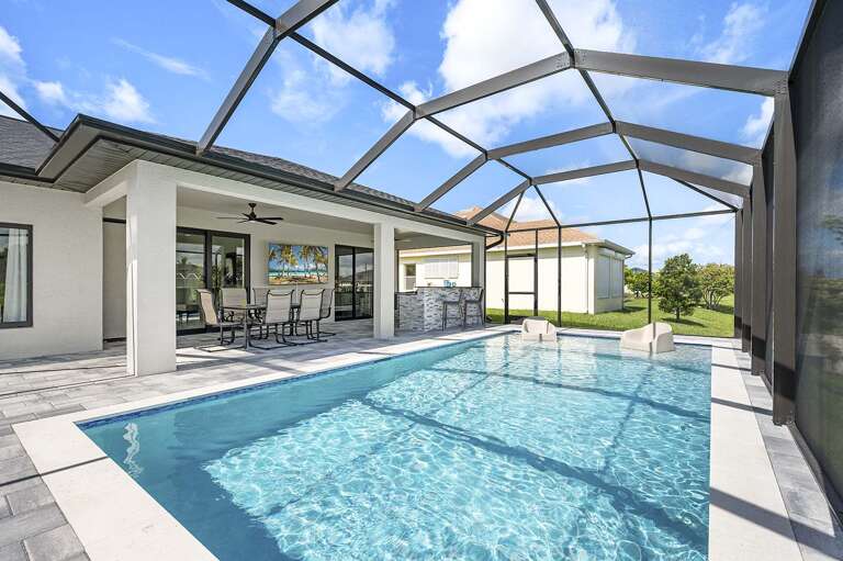 Large Lanai with Covered Lanai and Outdoor Entertainment Space
