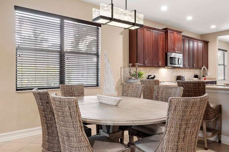 Dining Space with Seating for Six