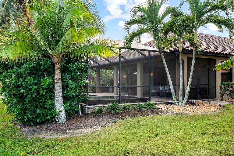 Outdoor Backyard of Fountain Villa