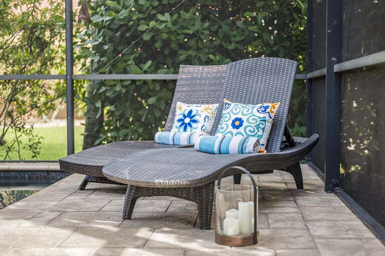 Soak Up the Sun on Your Tropical Paradise Patio