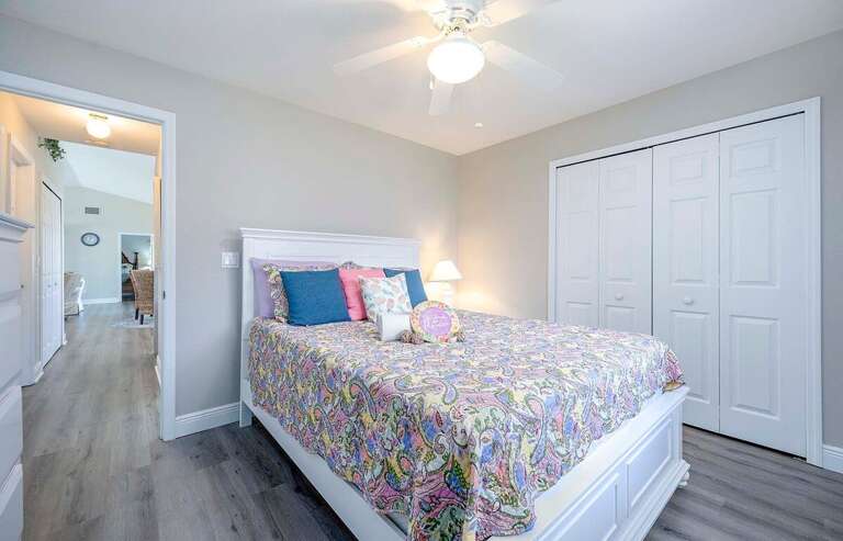 Guest Bedroom  with Queen Size Bed and Garden View