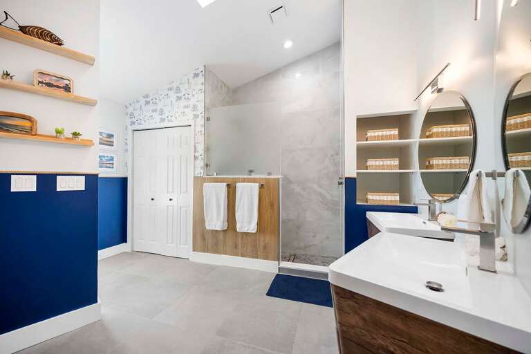Walk in Shower in En-Suite Bathroom
