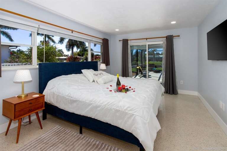 King Bedroom with TV
