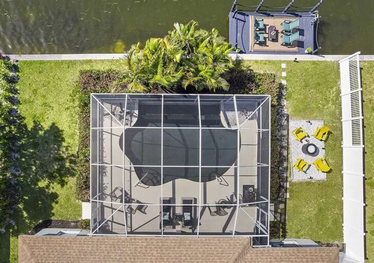 Aerial View of Lanai and Outdoor Amenities