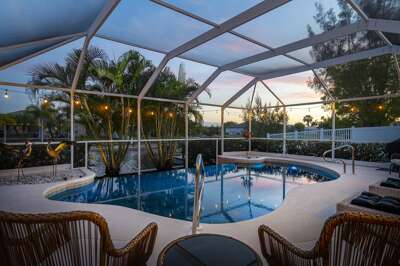 Enjoy Amazing Sunsets at the South West Facing Infinity Escape
