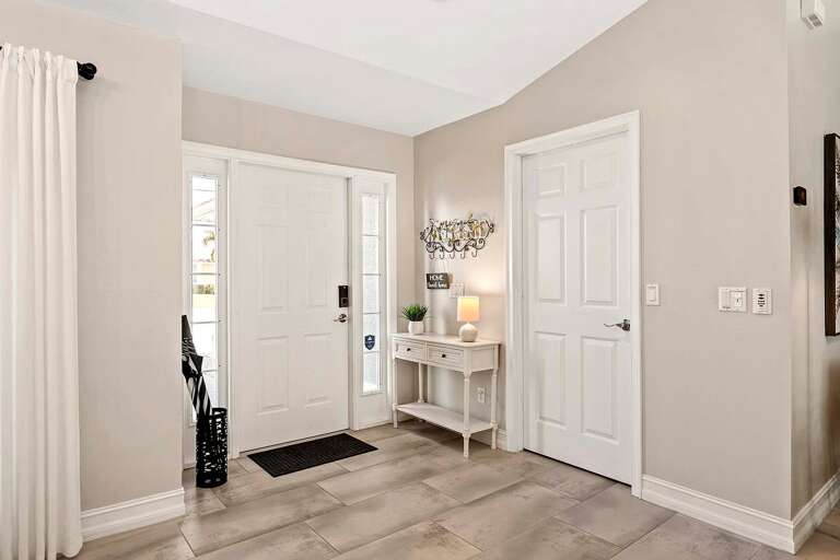 Front Entrance and Foyer of Infinity Escape