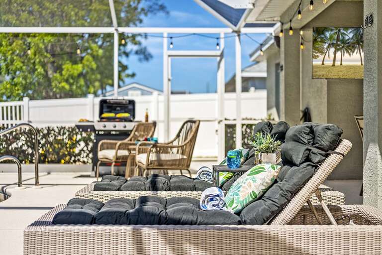 Outdoor Lounge Area for our Sun Seekers
