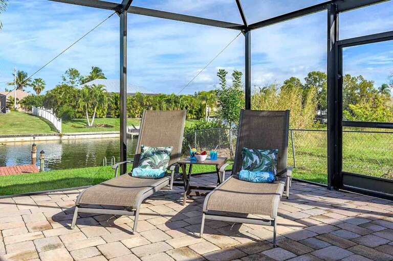 Lounge Chairs invite you to Relax