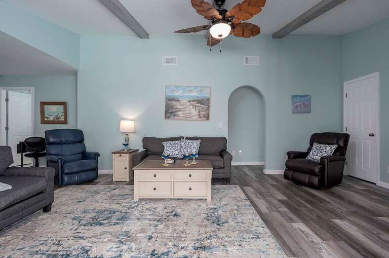 Couch and Recliner Chairs Great for Relaxing