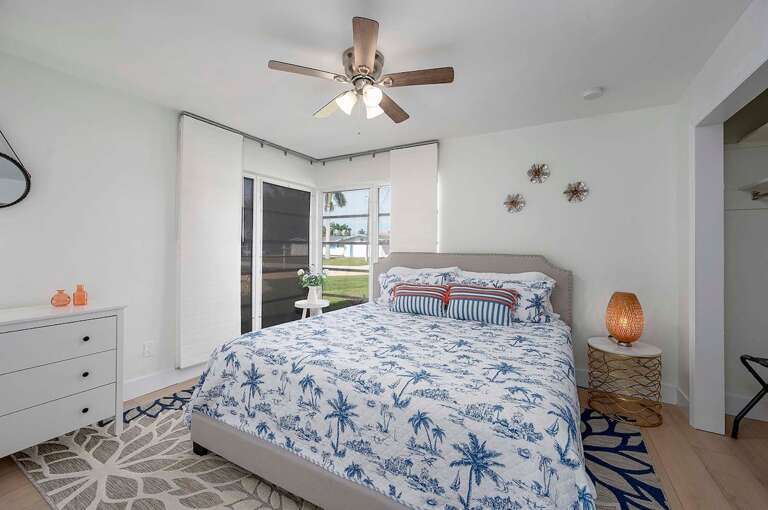 King Bedroom with tons of Light