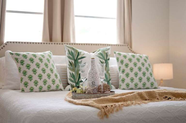 Main Bedroom with King Bed