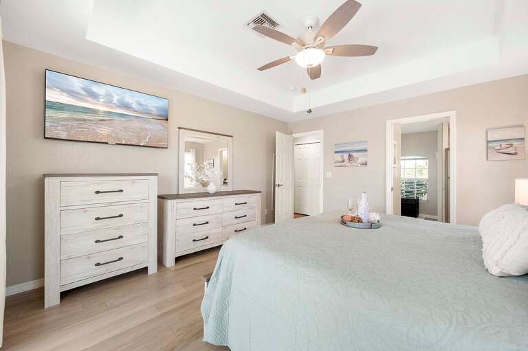 Main King Bedroom Features an En-Suite Bathroom