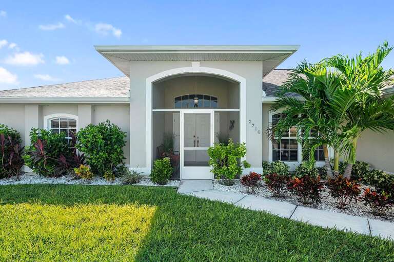 Screened In Front Porch