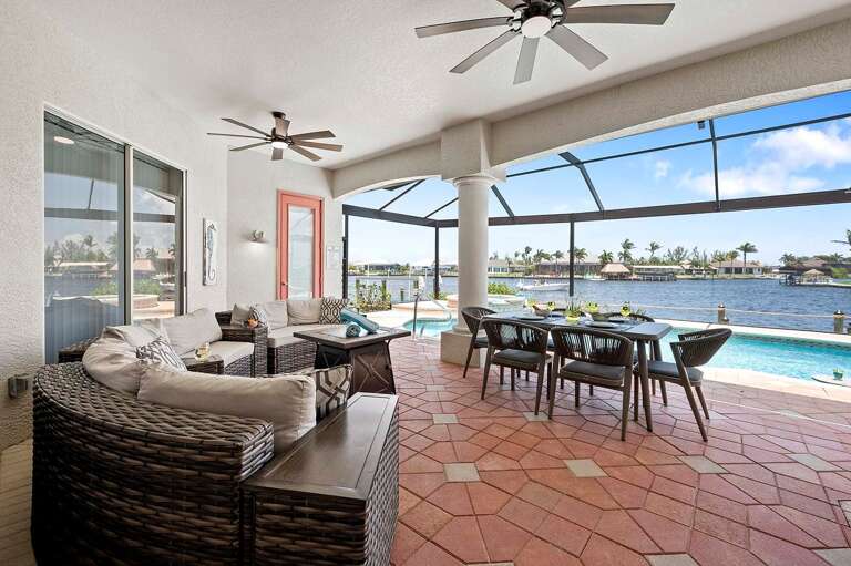 Covered Lanai with Lounge and Dining Options