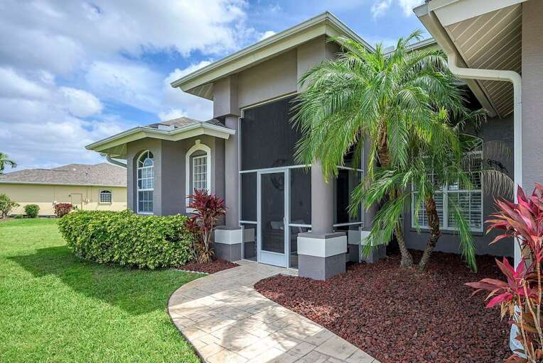 Welcome to Villa Palm View