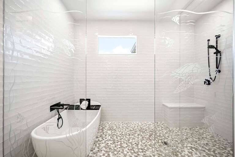 Shower/Tub Enclosure