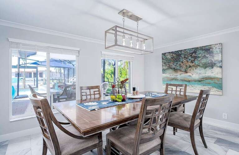 Formal Dining with Lanai View