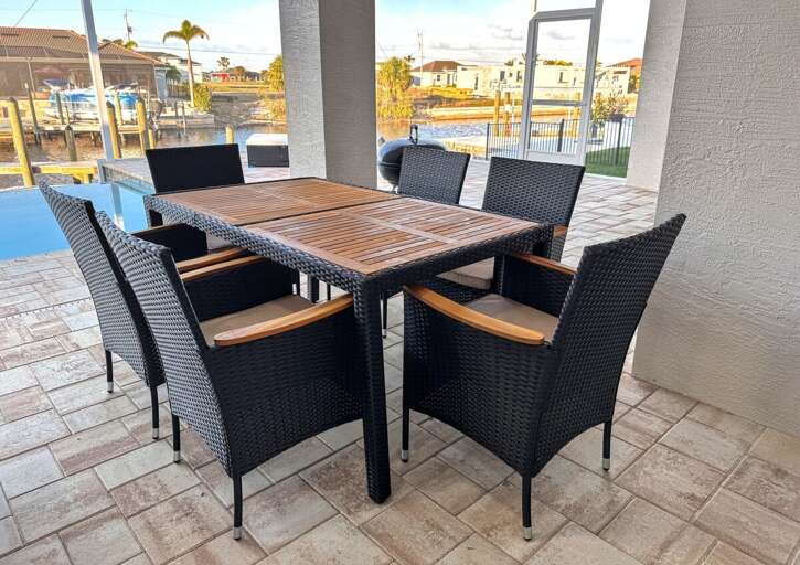Enjoy Your Meals Al Fresco with Views