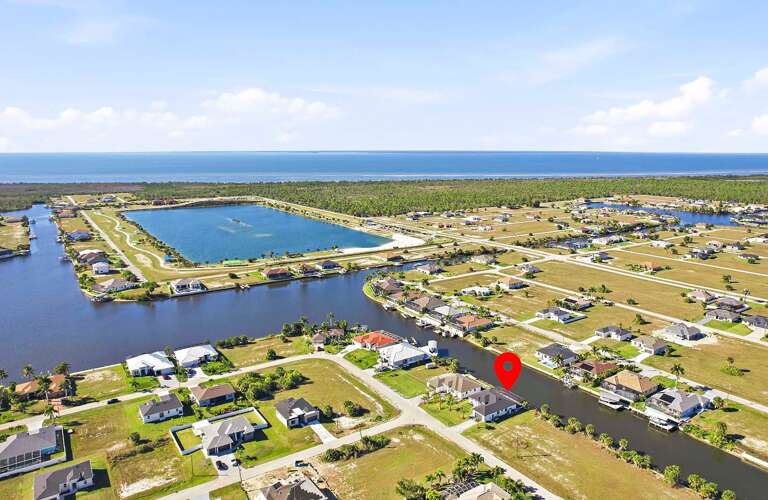 Aerial View of Salty Sunshine Getaway Location within Minutes to Crystal Lake Park