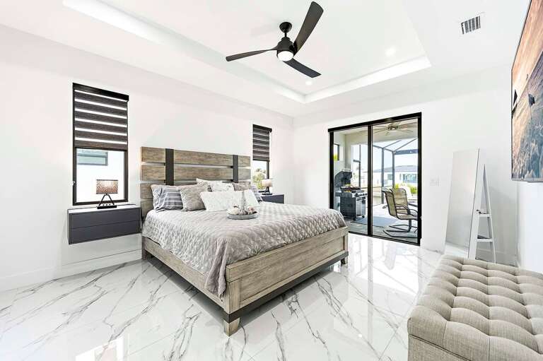Main King Bedroom Suite with Access to the Lanai