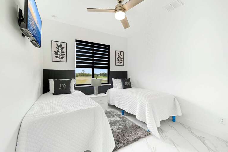 Twin Guest Bedroom with Garden View
